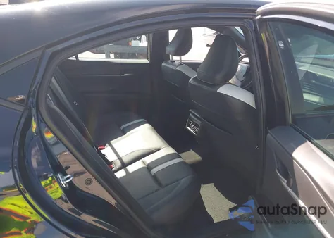 2025 Toyota Camry Se из США, поврежденный, VIN 4T1DAACK5SU006563